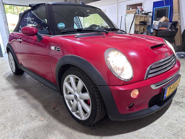 Mini - mini - 1.6 cooper s cabrio- p-941-xt- 2007 - afbeelding 12 van  16