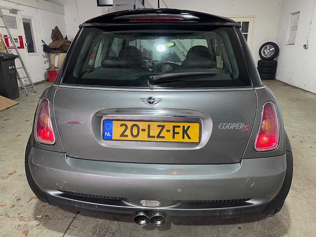 Mini - mini - 1.6 cooper s chili jcw- 20-lz-fk- 2003 - afbeelding 10 van  16