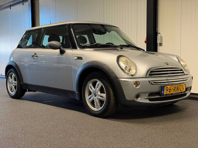 Mini - mini - 1.6 one pepper - car - 2005 96-rn-zv iaw - afbeelding 7 van  19