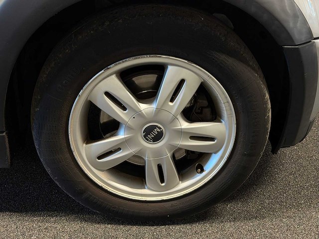 Mini - mini - 1.6 one pepper - car - 2005 96-rn-zv iaw - afbeelding 10 van  19