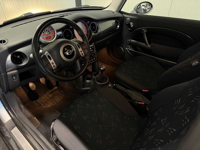 Mini - mini - 1.6 one pepper - car - 2005 96-rn-zv iaw - afbeelding 19 van  19