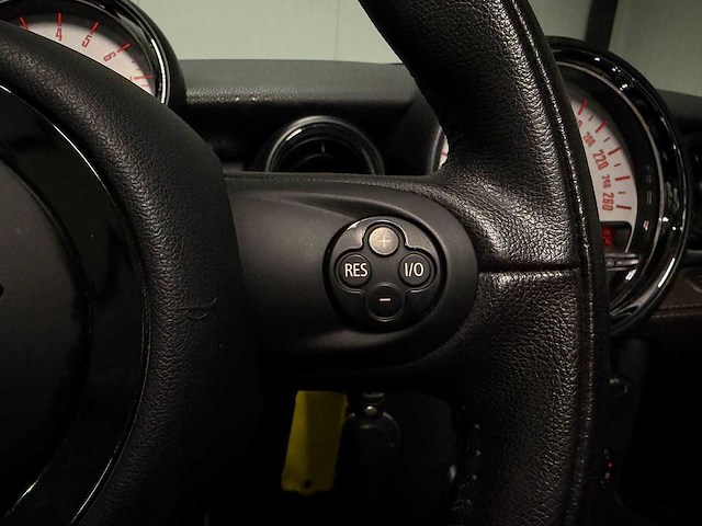 Mini - mini cabrio - 1.6 cooper - car - 2012|33-zfs-8|iaw - afbeelding 18 van  22