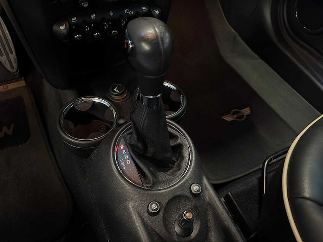 Mini - mini cabrio - 1.6 cooper s - car - 2010|8-tls-91|iaw - afbeelding 11 van  12