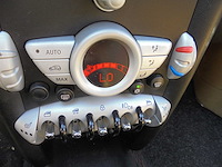 Mini - mini cabrio - 1.6 cooper s chili automaat - 38-kgn-6 - 2009 - afbeelding 3 van  15