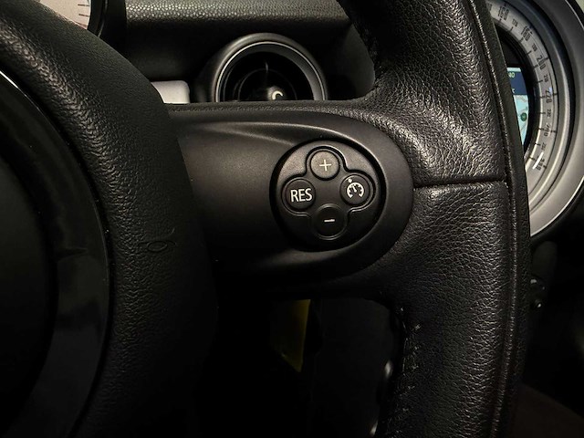 Mini - mini cabrio - 1.6 one salt 2014 j-423-xn iaw - afbeelding 19 van  22