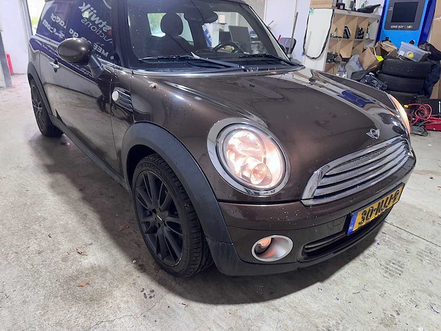 Mini - mini clubman - 1.6 one bns line - 30-njj-9 - afbeelding 16 van  18