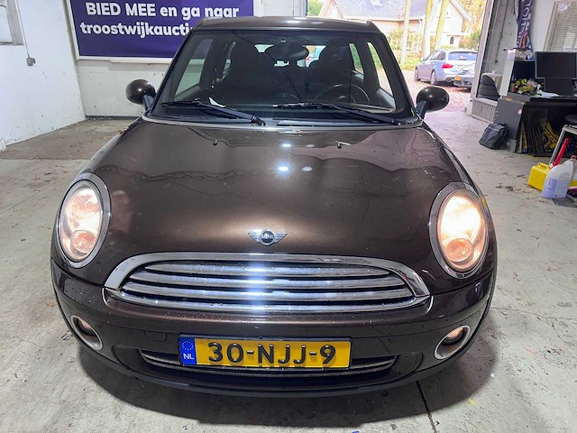 Mini - mini clubman - 1.6 one bns line - 30-njj-9 - afbeelding 17 van  18