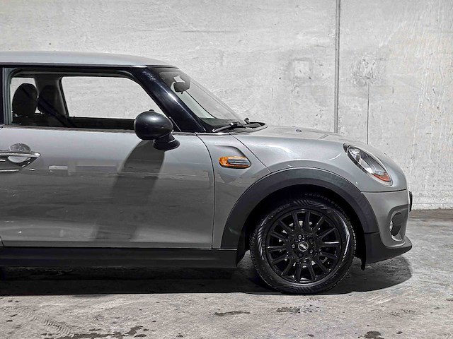 Mini 1.2 one salt business -automaat- 102pk 2016, zd-645-z - afbeelding 2 van  36