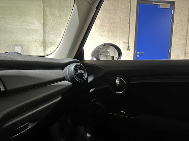 Mini 1.2 one salt business -automaat- 102pk 2016, zd-645-z - afbeelding 20 van  36