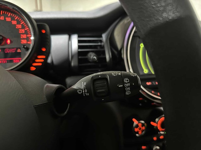 Mini 1.2 one salt business -automaat- 102pk 2016, zd-645-z - afbeelding 28 van  36