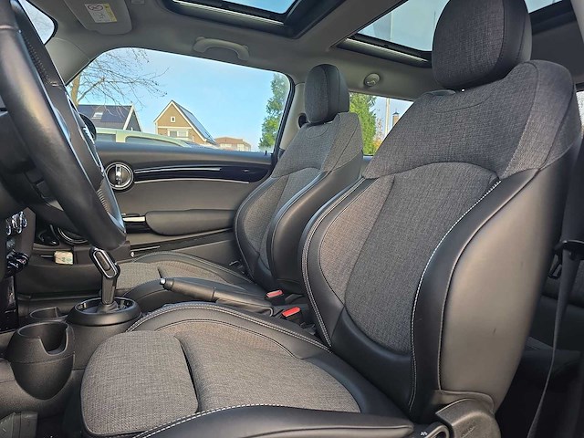 Mini 1.5 cooper business edition 2022 | p-539-jp - afbeelding 22 van  28