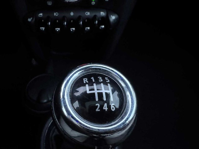 Mini 1.6 cooper 10years, 57-zhv-3 - afbeelding 25 van  26