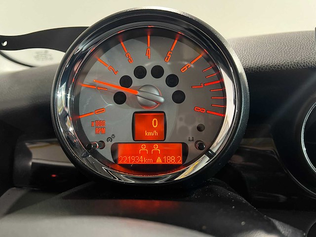 Mini 1.6 cooper, 6-kll-37 - afbeelding 2 van  13