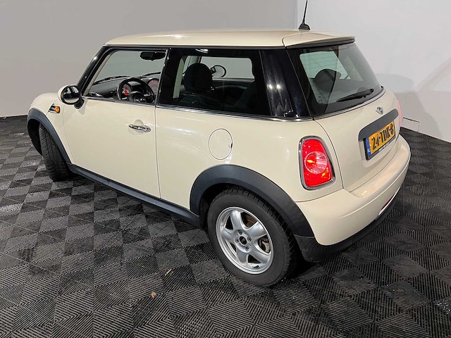 Mini 1.6 one minimal. bns, 24-tdk-8 - afbeelding 1 van  5