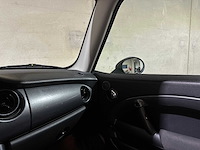 Mini 1.6 one pepper 90pk 2005, 20-rs-bz youngtimer - afbeelding 19 van  37