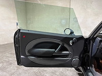 Mini 1.6 one pepper 90pk 2005, 20-rs-bz youngtimer - afbeelding 20 van  37