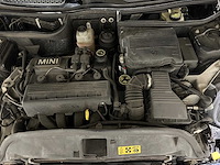 Mini 1.6 one pepper 90pk 2005, 20-rs-bz youngtimer - afbeelding 30 van  37