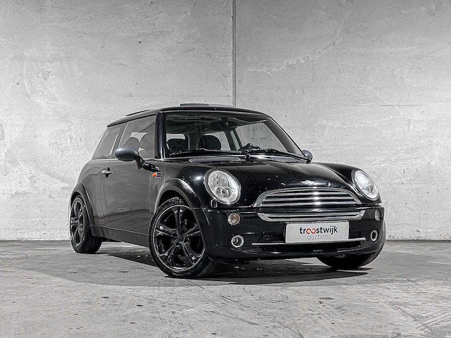 Mini 1.6 one pepper 90pk 2005, 20-rs-bz youngtimer - afbeelding 34 van  37