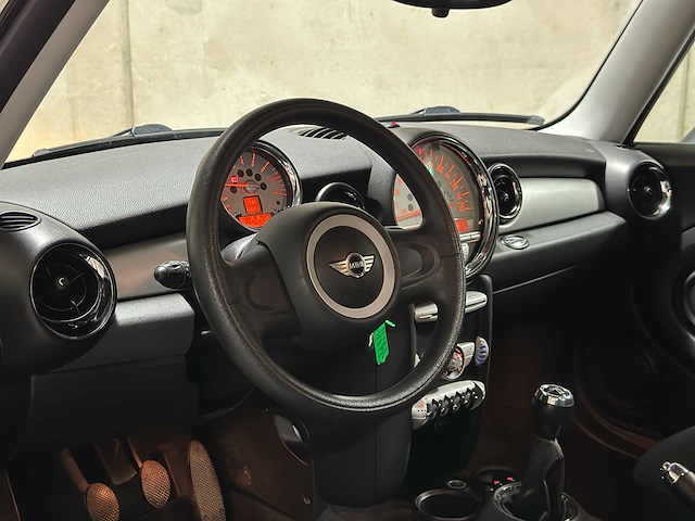 Mini 3-deurs 1.6 cooper 120pk 2008, 93-ldx-9 - afbeelding 30 van  43