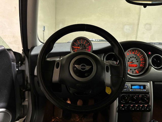 Mini 3-deurs 1.6 cooper chili 116pk 2004, 27-xtl-3 - afbeelding 9 van  42