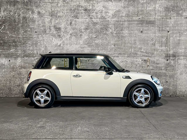 Mini 3-deurs 1.6 cooper chili 120pk 2008 (origineel-nl), 95-zf-bz - afbeelding 22 van  44