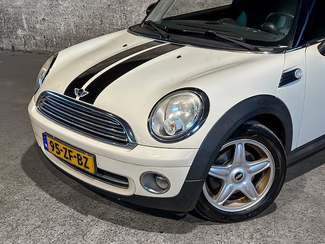 Mini 3-deurs 1.6 cooper chili 120pk 2008 (origineel-nl), 95-zf-bz - afbeelding 16 van  44