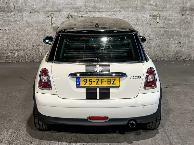 Mini 3-deurs 1.6 cooper chili 120pk 2008 (origineel-nl), 95-zf-bz - afbeelding 14 van  28