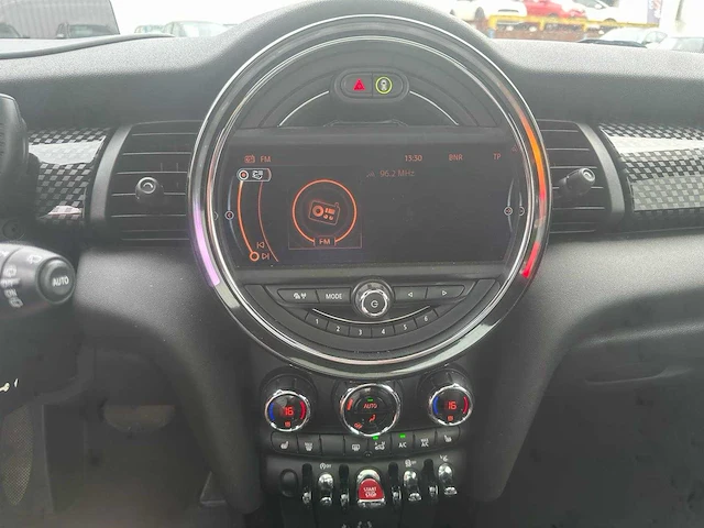 Mini 3-deurs 2.0 cooper s * 7-zsx-43 - afbeelding 3 van  24