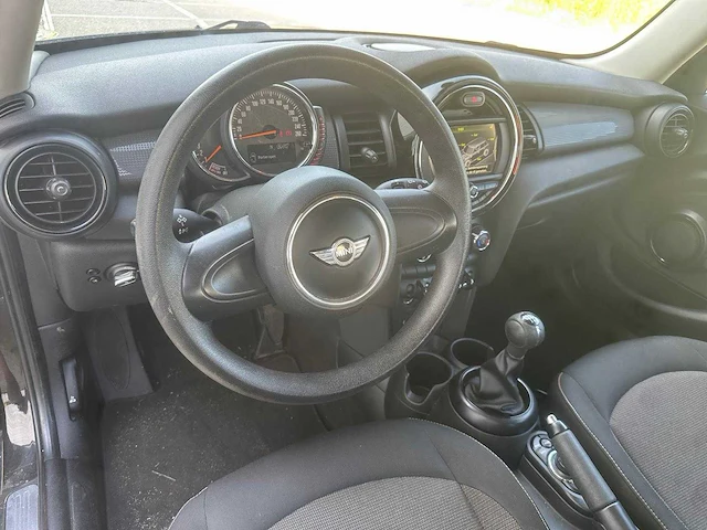 Mini 5-deurs 1.5 cooper chili automaat* np-407-g - afbeelding 15 van  18