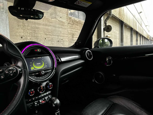 Mini 5-deurs 2.0 cooper s chili serious business 192pk 2015, sk-015-d - afbeelding 14 van  38