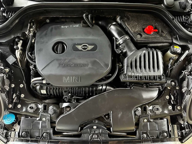Mini 5-deurs 2.0 cooper s chili serious business 192pk 2015, sk-015-d - afbeelding 28 van  38