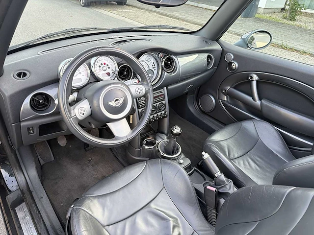 Mini cabrio 1.6 cooper chili | 56-pk-rr i - afbeelding 27 van  30