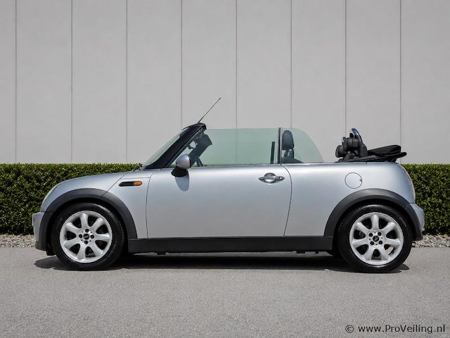 Mini cabrio 1.6 cooper chili - afbeelding 16 van  33