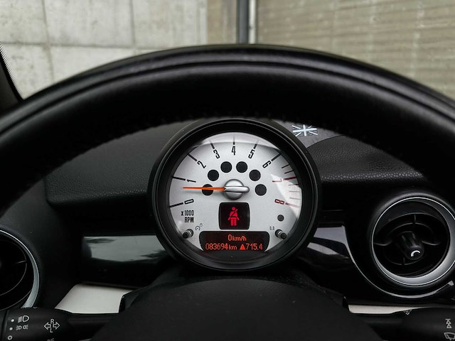 Mini cabrio 1.6 cooper s chili 161pk 2011 (83.694 km), r-420-dg - afbeelding 17 van  48