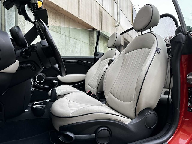 Mini cabrio 1.6 cooper s chili 161pk 2011, r-420-dg - afbeelding 21 van  35