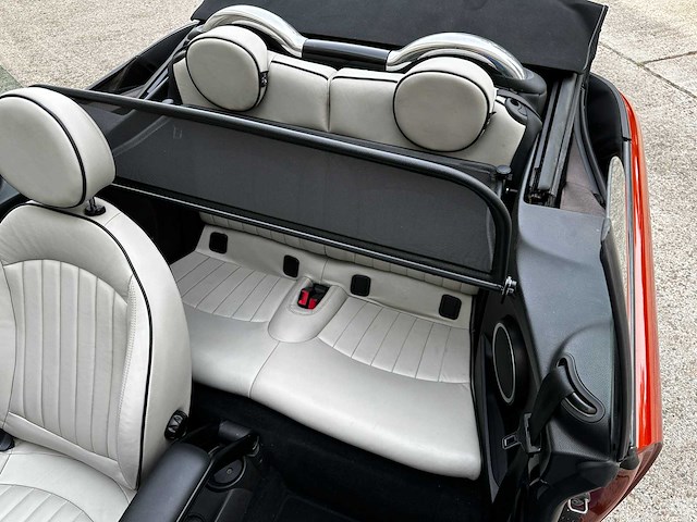Mini cabrio 1.6 cooper s chili 161pk 2011, r-420-dg - afbeelding 23 van  35