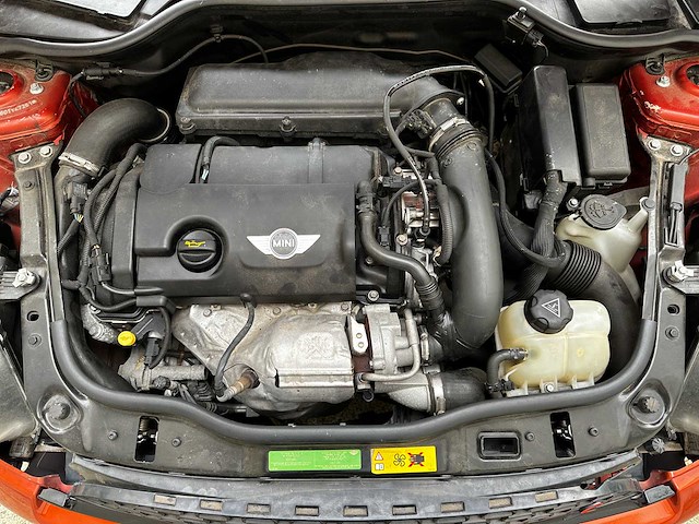 Mini cabrio 1.6 cooper s chili 161pk 2011, r-420-dg - afbeelding 28 van  35