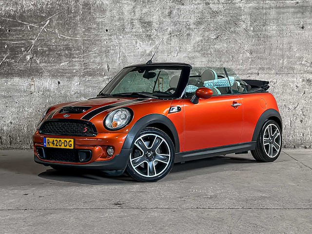 Mini cabrio 1.6 cooper s chili 161pk 2011, r-420-dg - afbeelding 2 van  35