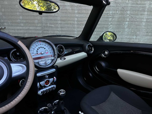 Mini cabrio 1.6 one 98pk 2010, kg-082-j - afbeelding 14 van  45