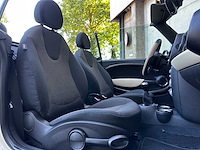Mini cabrio 1.6 one 98pk 2010, kg-082-j - afbeelding 29 van  45