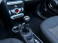 Mini cabrio 1.6 one 98pk 2010, kg-082-j - afbeelding 16 van  47