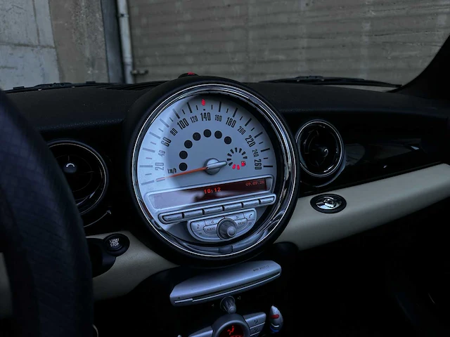 Mini cabrio 1.6 one 98pk 2010, kg-082-j - afbeelding 18 van  47
