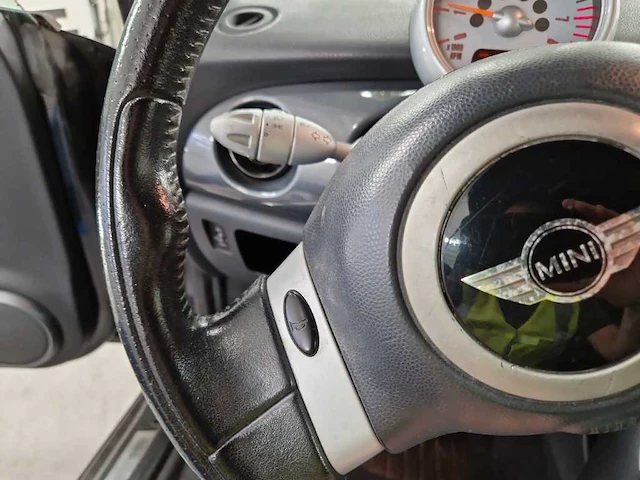 Mini cabrio 1.6 one , gx-133-n - afbeelding 2 van  15