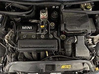 Mini cabrio cooper sidewalk 1.6 116pk 2007, kn-974-n youngtimer - afbeelding 19 van  25