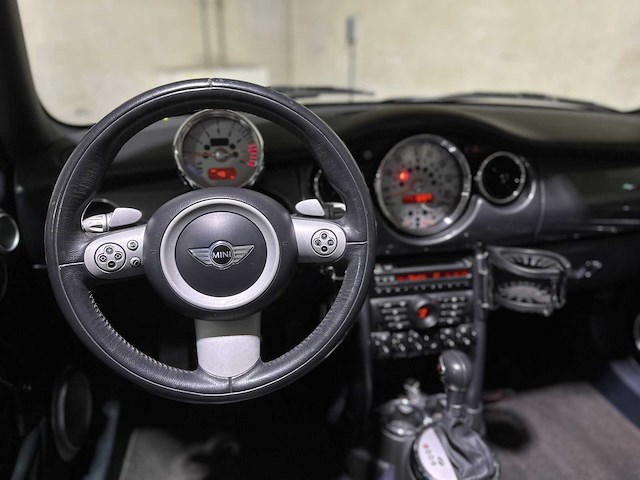 Mini cabriolet cooper s 1.6 chili 170pk 2005, 9-ktf-16 - afbeelding 10 van  37