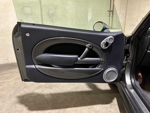 Mini cabriolet cooper s 1.6 chili 170pk 2005, 9-ktf-16 - afbeelding 28 van  37