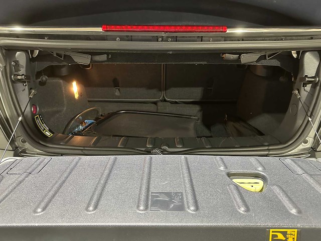 Mini cabriolet cooper s 1.6 chili 170pk 2005, 9-ktf-16 - afbeelding 32 van  37