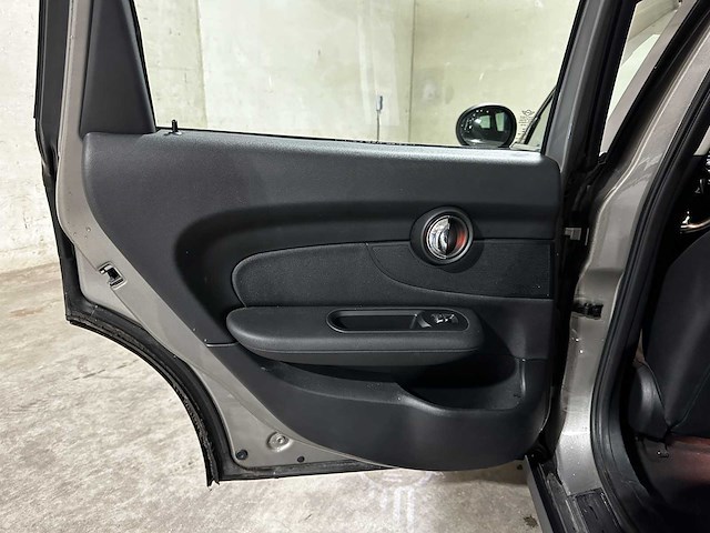 Mini clubman 1.5 one business edition 102pk 2018 automaat, gsk-35-k - afbeelding 36 van  53