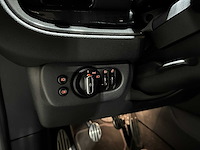 Mini clubman 1.5 one d business edition 116pk 2016 (origineel-nl), kl-038-d - afbeelding 10 van  37
