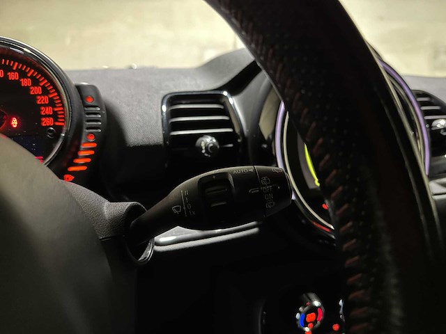 Mini clubman 1.5 one d business edition 116pk 2016 (origineel-nl), kl-038-d - afbeelding 15 van  37